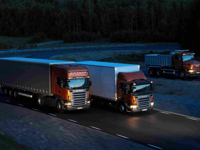 https://citikold.com/wp-content/uploads/2015/09/Three-orange-Scania-trucks-640x480.jpg